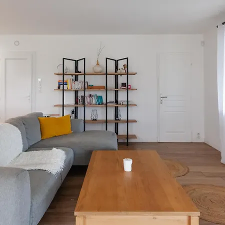 Boienne Maison 8 Personnes Avec Piscine *