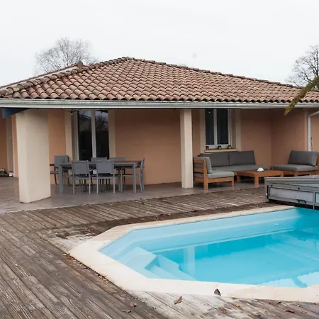 Boienne Maison 8 Personnes Avec Piscine Villa Biganos