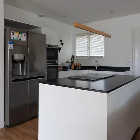 Boienne Maison 8 Personnes Avec Piscine